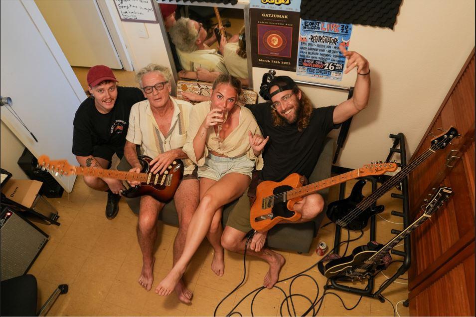 The Djoogs in studio