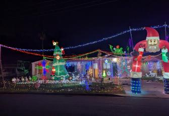 2025 Christmas lights competition