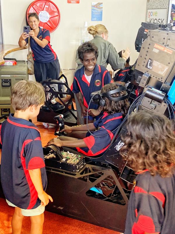 Aviation Motivation Program visit from the RAAF | Nhulunbuy Corporation